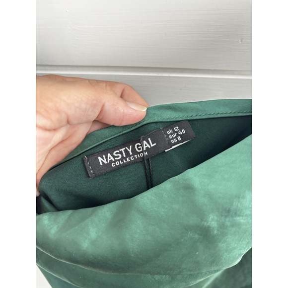 Nasty‎ Gal Green Satin Slip Dress Cowl Neck Mini Size 8  0322 - Picture 2 of 7
